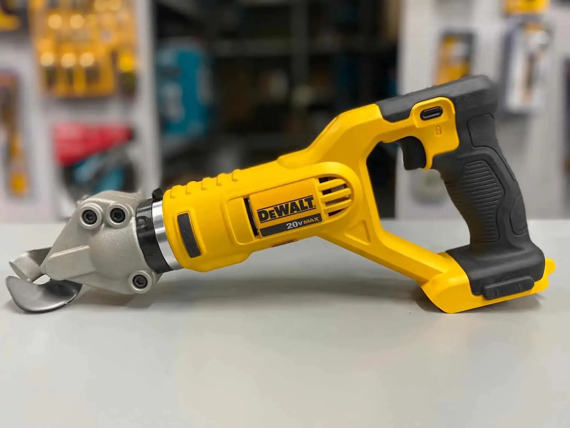 Foarfeca cu acumulator Dewalt DCS496N
