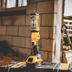Lanterna LED cu acumulator DeWALT DCL050 Solo Thumb