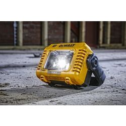 Reflector LED cu acumulator DeWALT DCL077-XJ (Yellow/Black) Thumb