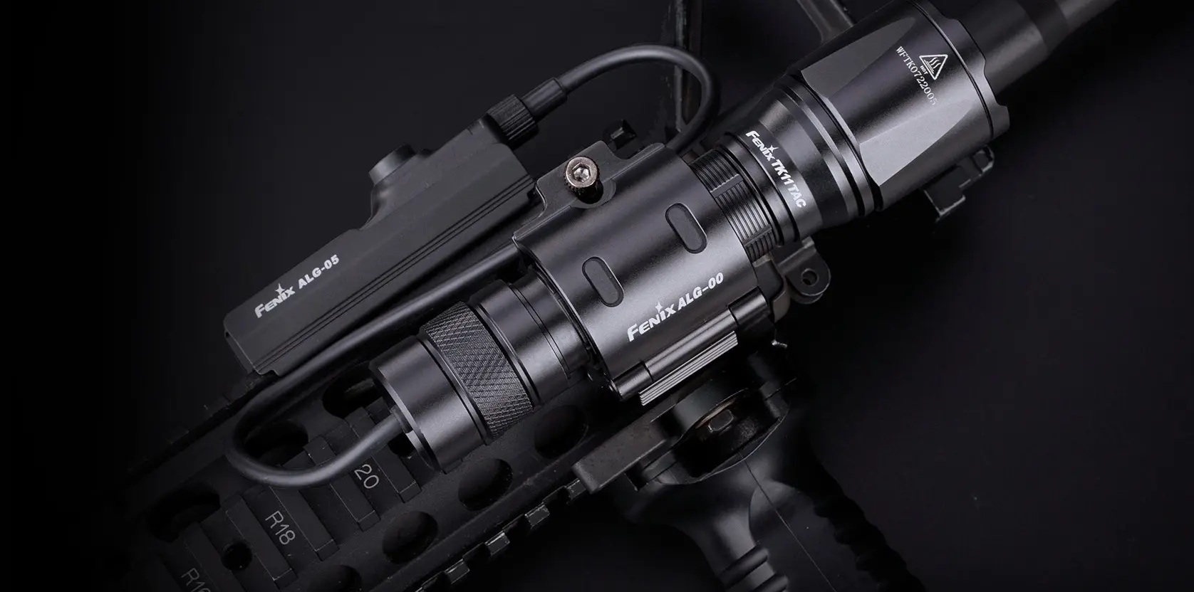 Lanterna Fenix TK11 TAC (Black)