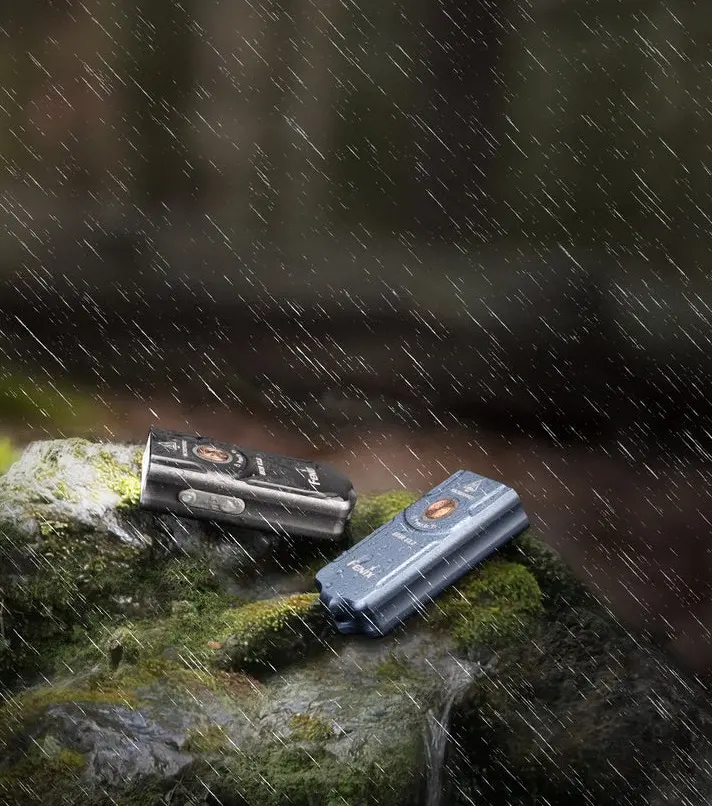 Фонарик-брелок Fenix ​​E03R (Blue)