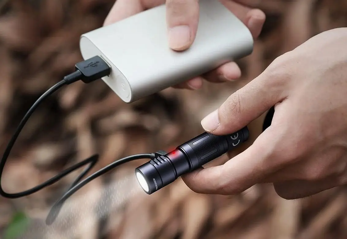 Lanterna Fenix E05R (Black)