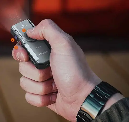 Фонарик Fenix E06R (Green) - 4