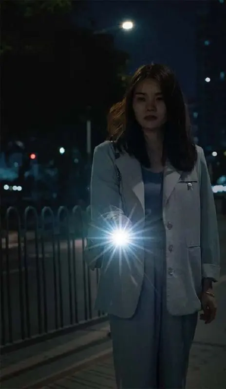 Фонарик Fenix E09R (Black) - 6