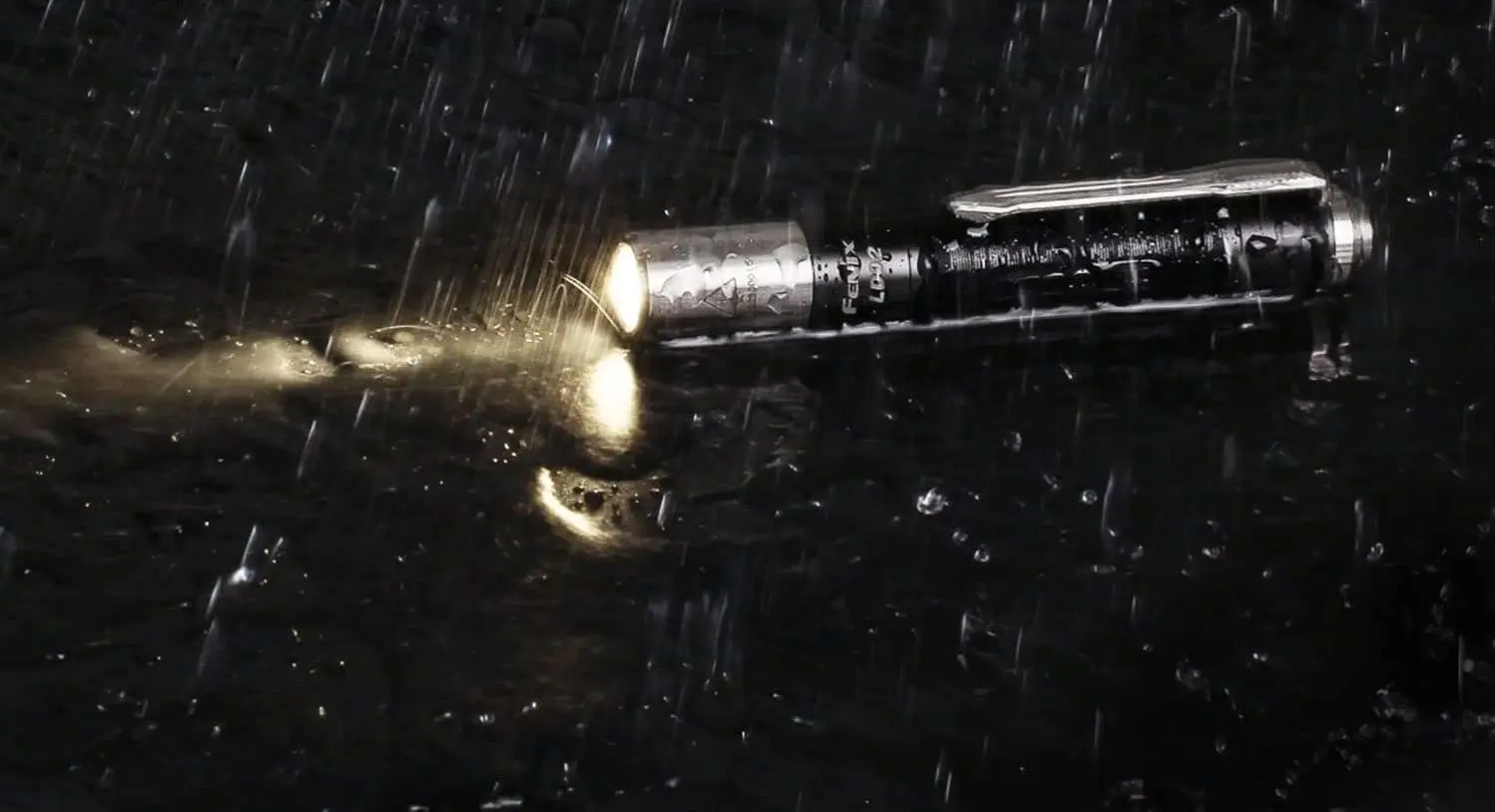 Lanterna Fenix LD02 (Black)