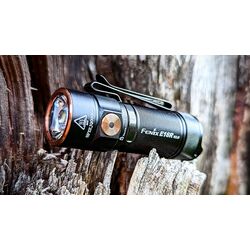 Lanterna LED Fenix E18R V2.0 (Black) Thumb