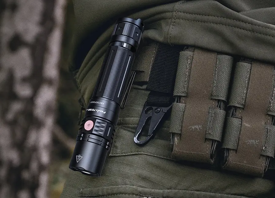 Lanterna LED Fenix PD36R V2.0 (Black)