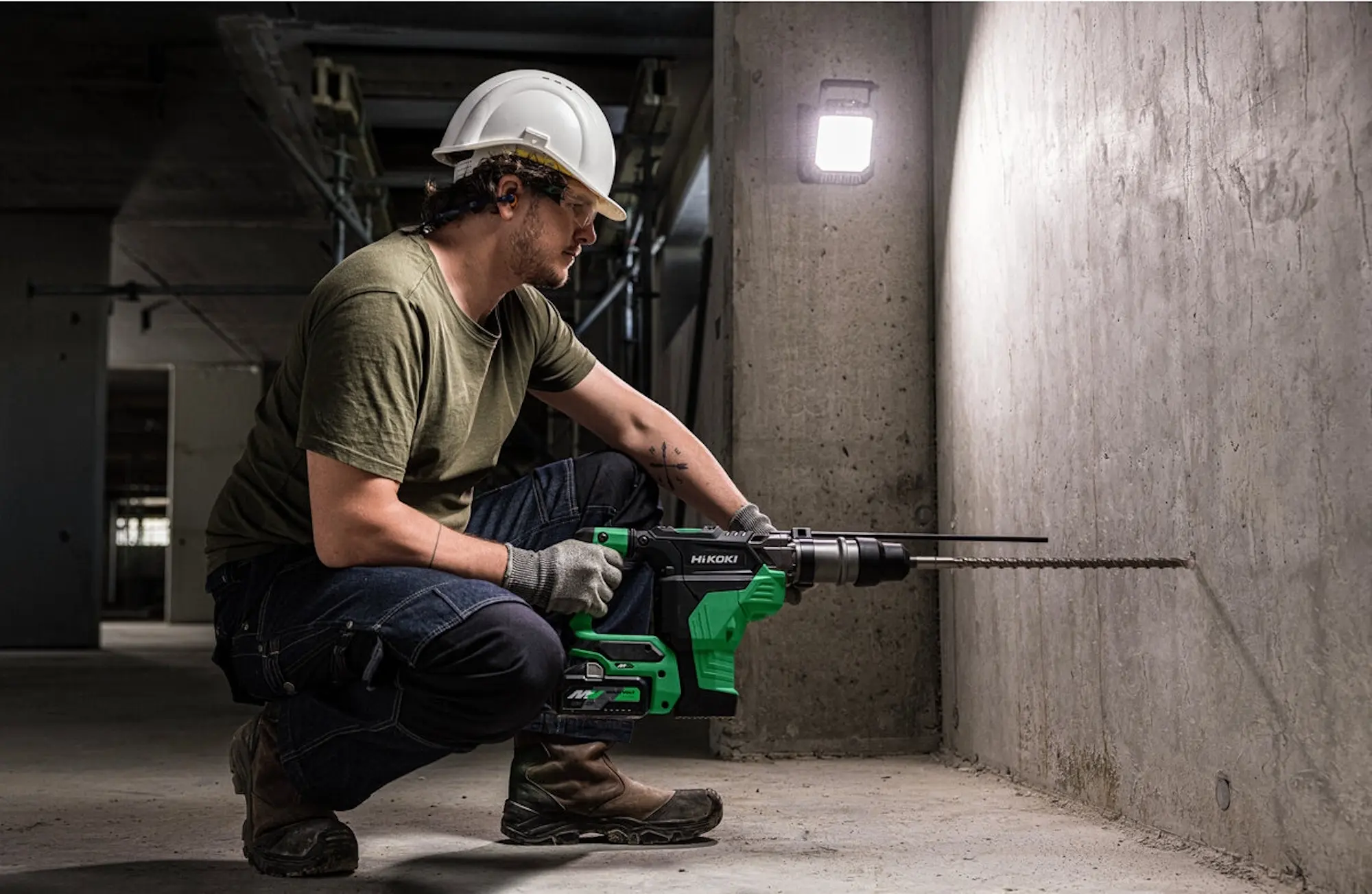 Аккумуляторный прожектор Hikoki UB18DCW4Z (Green/Black)