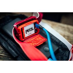 Налобный фонарь Petzl Tikkina Core E067AA03 (Yellow) Thumb