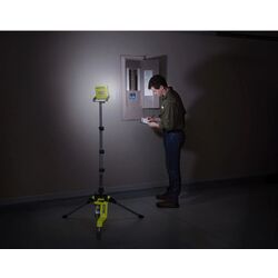 Прожектор светодиодный с подставкой Ryobi One+ R18TL-0 Thumb