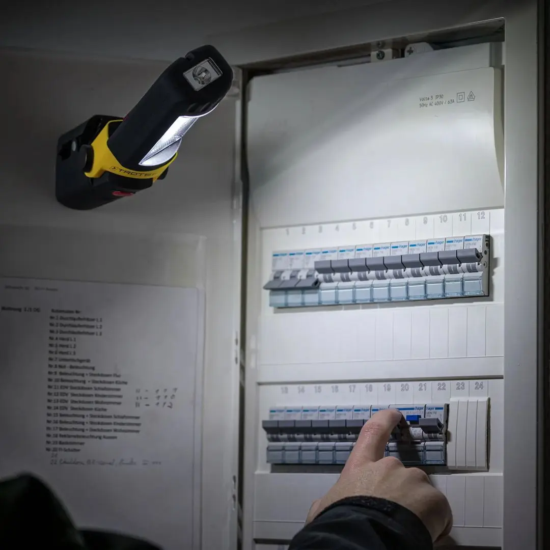 Lanterna LED Trotec PWLS01-3(Black/Yellow)