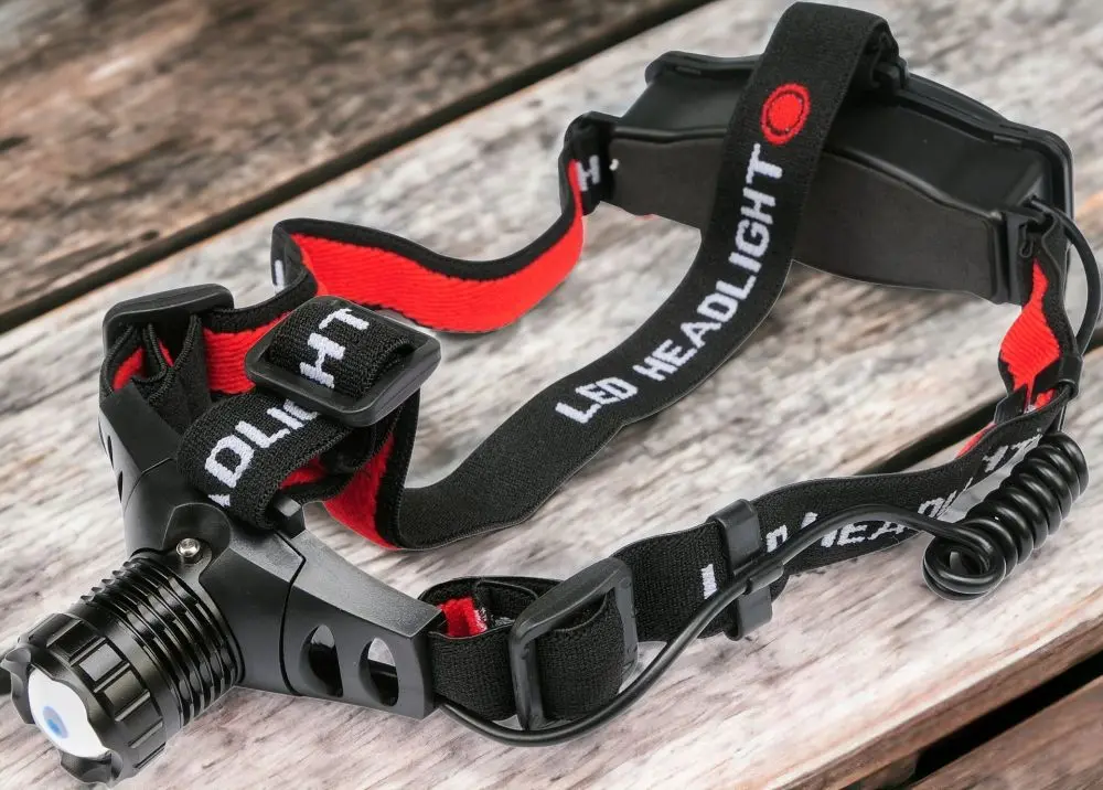 Lanterna frontala Yato YT-08590