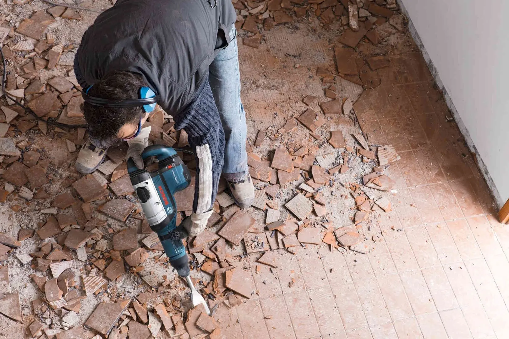 Отбойный молоток Bosch Professional GSH 7 VC