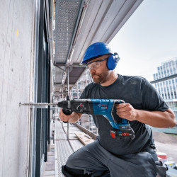 Аккумуляторный перфоратор Bosch Professional GBH 18V-28 DC (Solo) Thumb