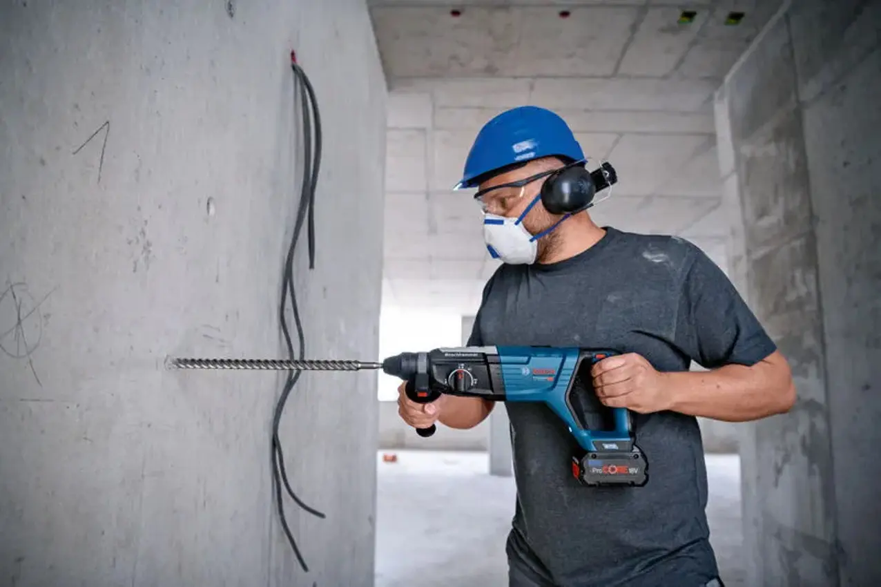 Ciocan rotopercutor cu acumulator Bosch Professional GBH 18V-28D SDS Plus