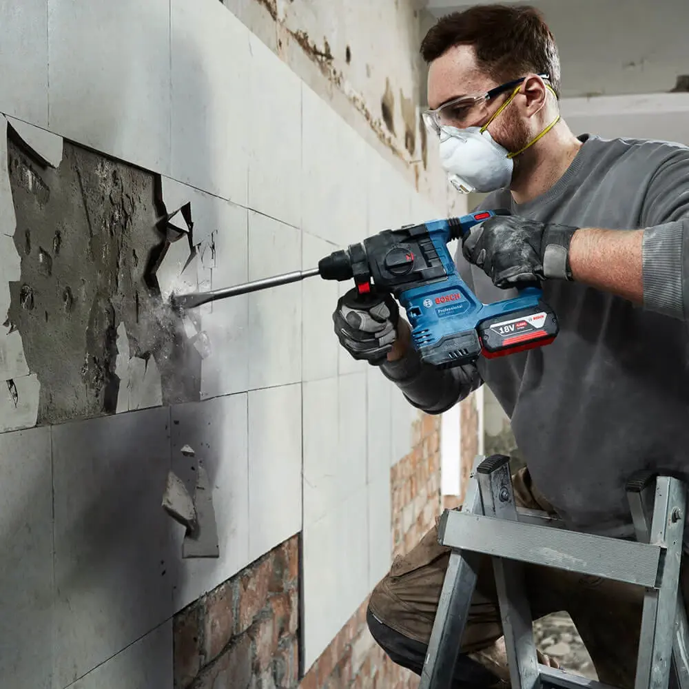 Перфоратор аккумуляторный Bosch Professional GBH 185-LI (0611924020)