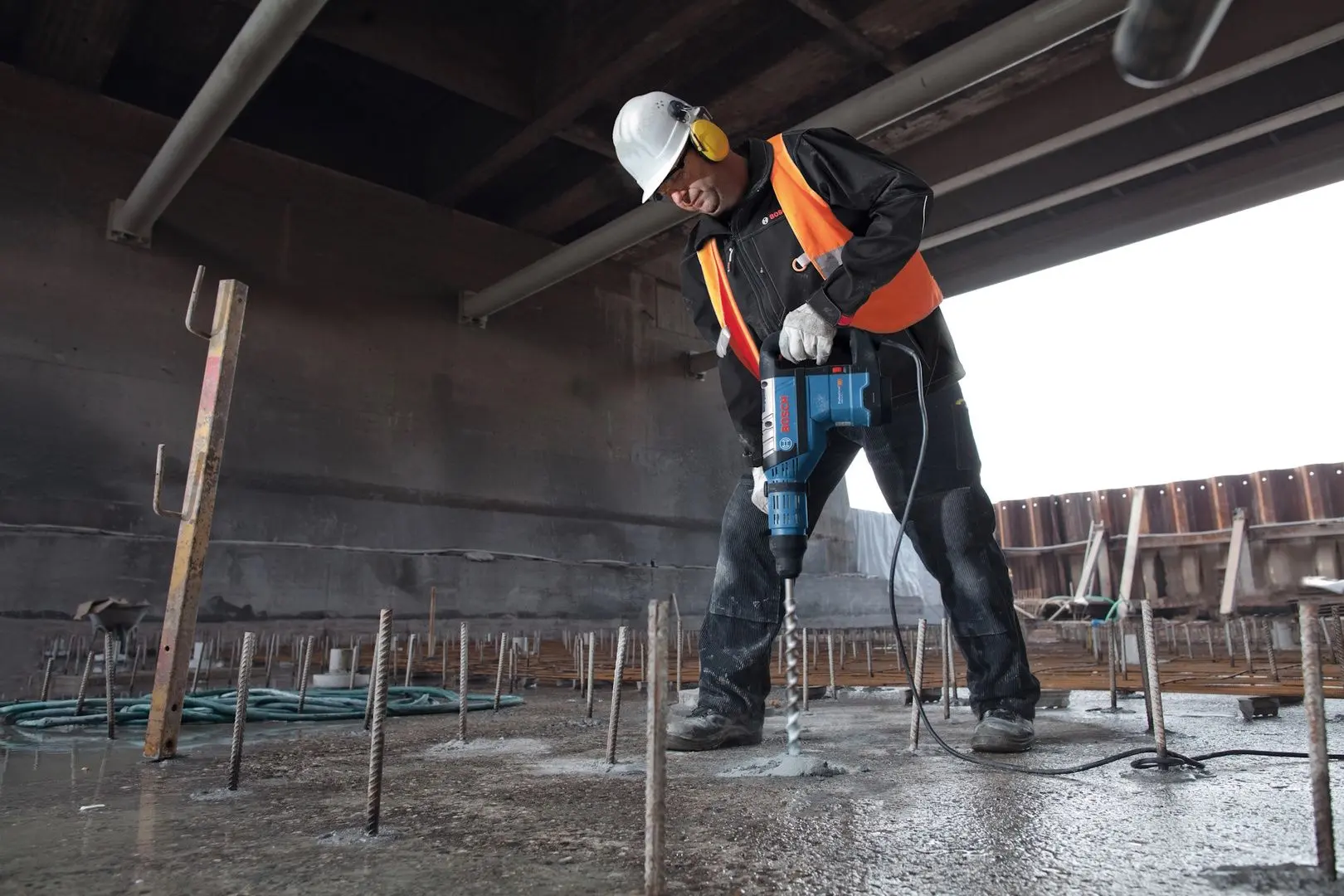 Перфоратор Bosch Professional GBH 8-45 D