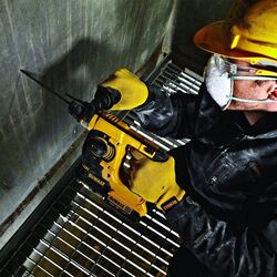 Аккумуляторный перфоратор Dewalt DCH254M2-QW Thumb