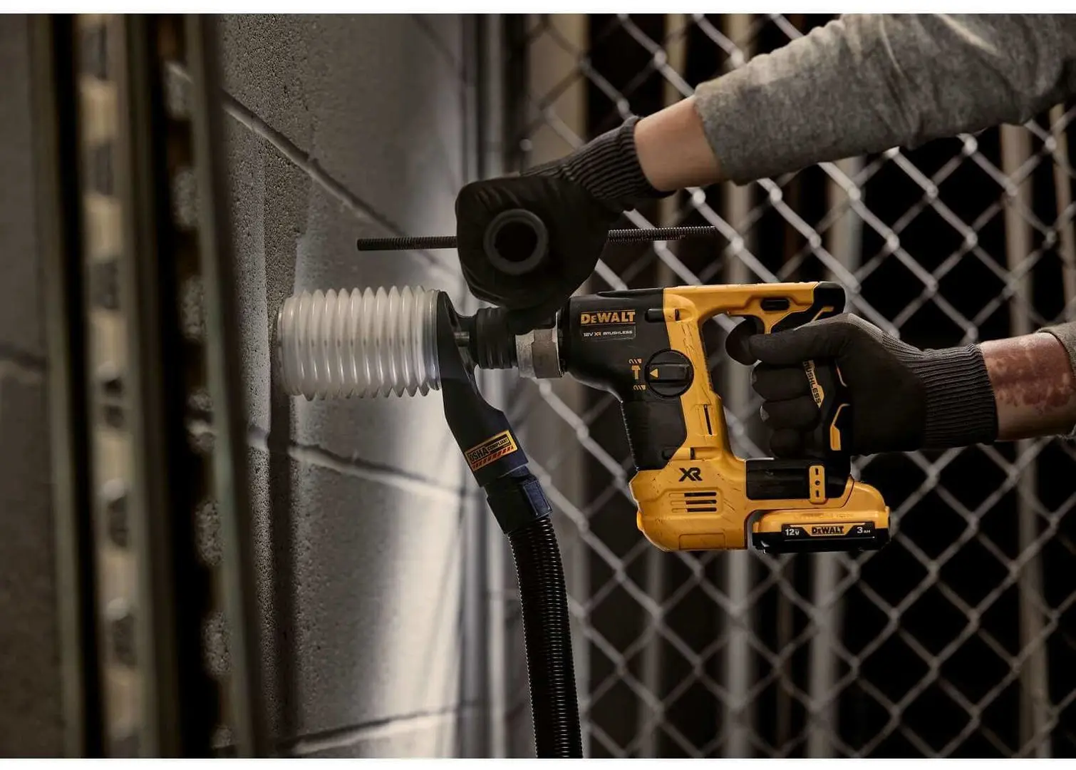 Ciocan rotopercutor cu acumulator Dewalt DCH072L2-QW