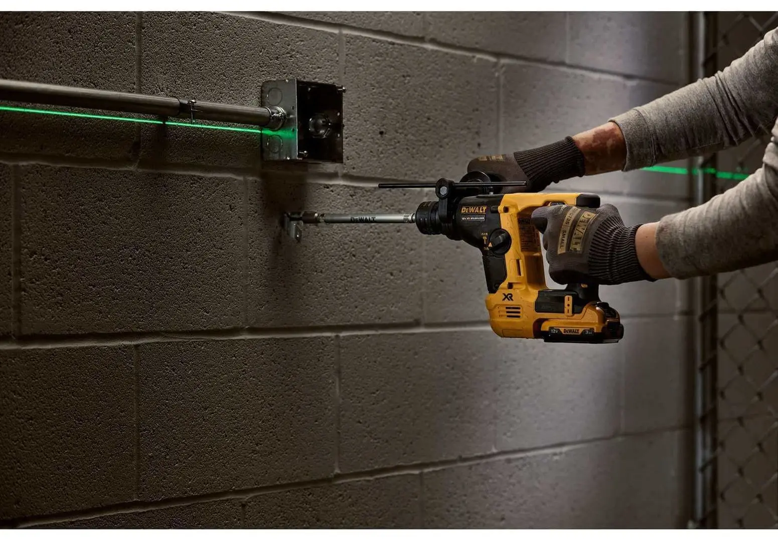 Ciocan rotopercutor cu acumulator Dewalt DCH072L2-QW