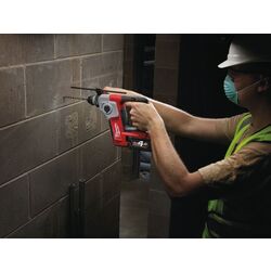 Перфоратор аккумуляторный Milwaukee M18 BH-402C Thumb
