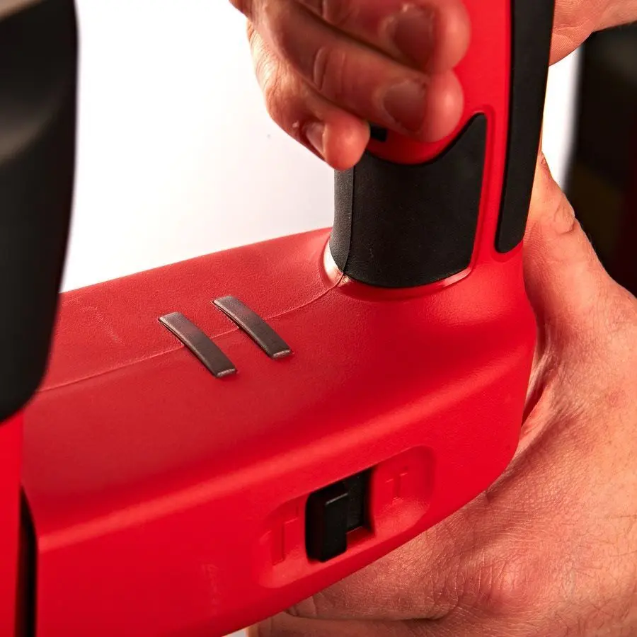 Перфоратор Milwaukee K750S