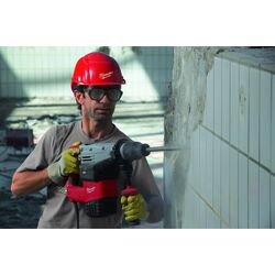 Перфоратор Milwaukee Kango 750S Thumb