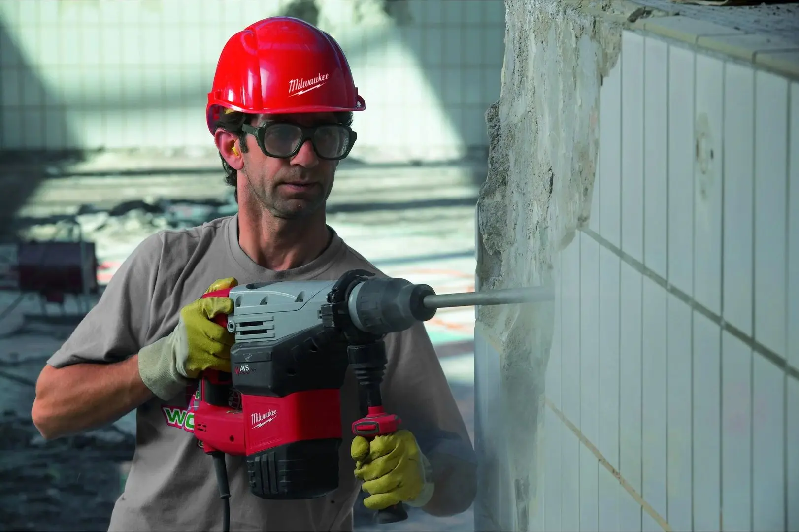 Перфоратор Milwaukee Kango 750S