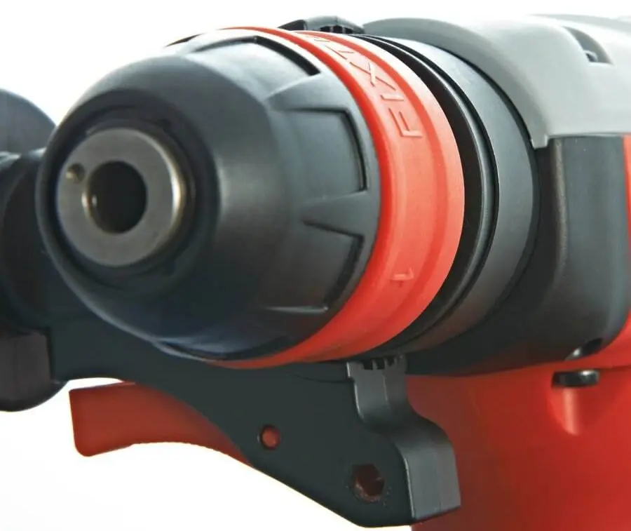 Ciocan rotopercutor Milwaukee PLH28E