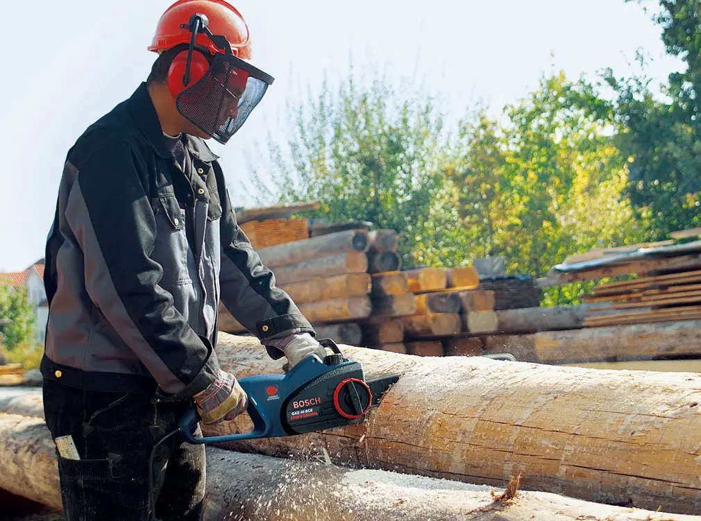 Fierastrau cu lant si acumulator Bosch GKE 18V-40 Solo (06008D3000)