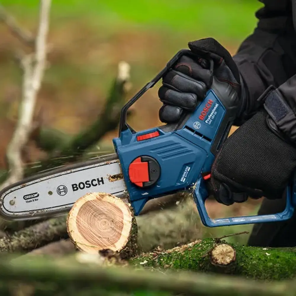 Ferastrau cu lant cu acumulator Bosch Professional GKE 18V-20 (06008D7100)