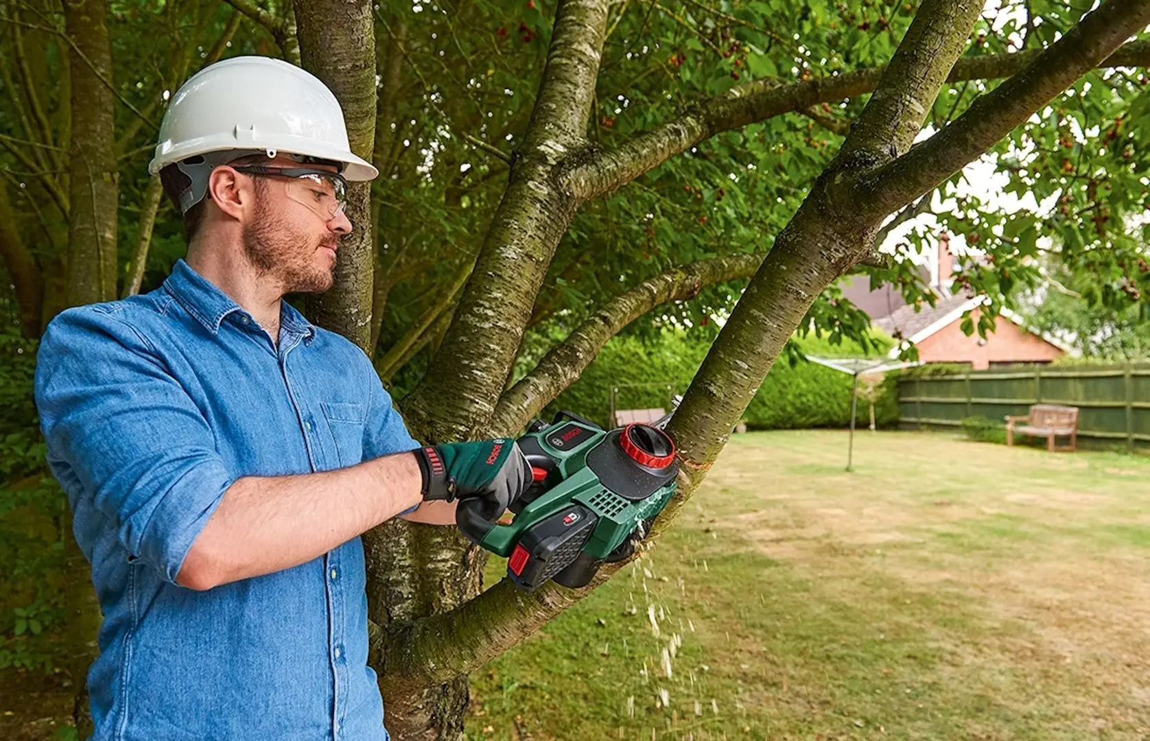 Fierastrau cu lant cu acumulator Bosch UniversalChain 18 200