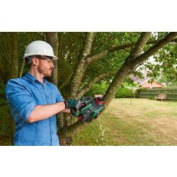 Ferastrau cu lant cu acumulator Bosch UniversalChain 18 Thumb