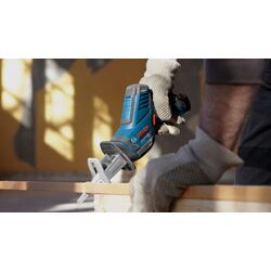 Аккумуляторная сабельная пила Bosch GSA 12V-14 + GBA 3.0Ahx2 Thumb