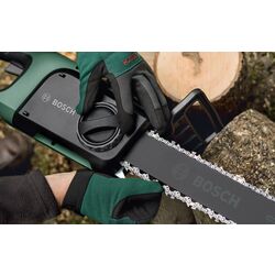 Электрическая цепная пила Bosch Universal Chain 40 Thumb