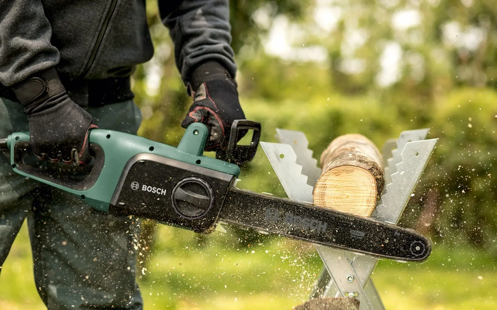 Электрическая цепная пила Bosch Universal Chain 40 - 5