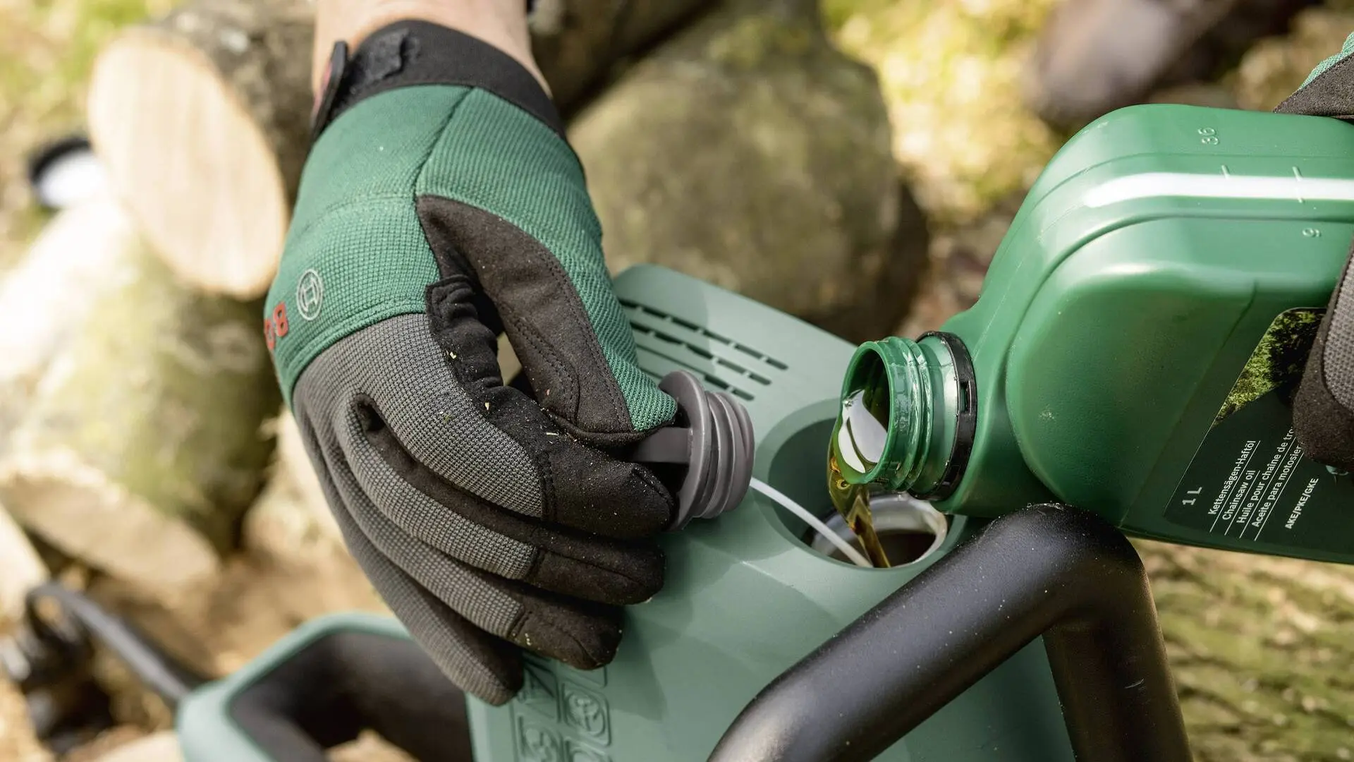 Ferestrau cu lant electric Bosch UniversalChain 35 06008B8303