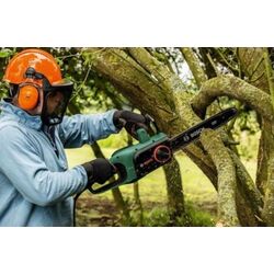 Электрическая цепная пила Bosch UniversalChain 35 Thumb