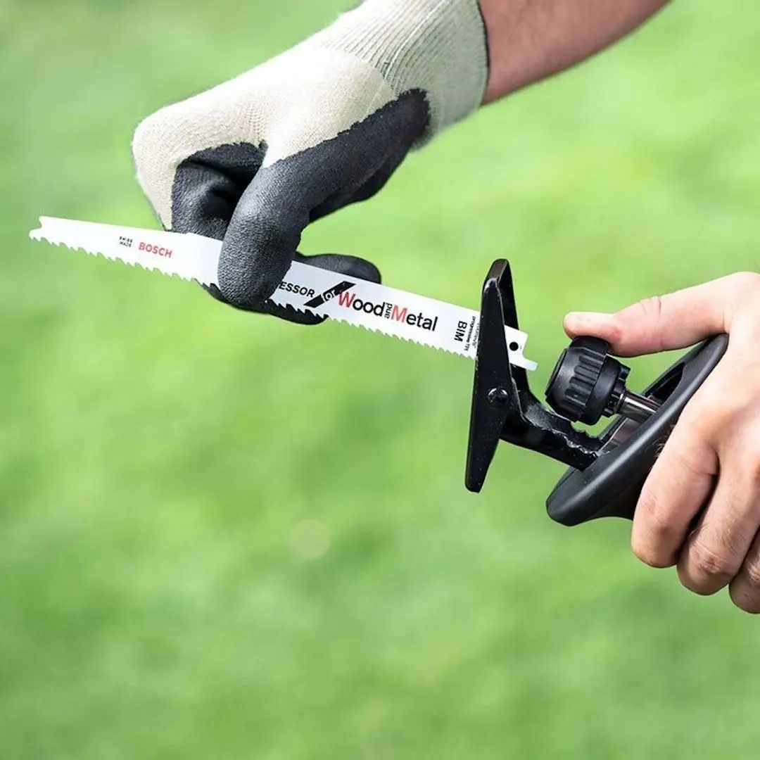 Пила сабельная Bosch AdvancedRecip 18