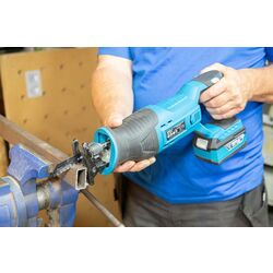 Аккумуляторная сабельная пила Dedra SAS+ALL DED7061 Thumb