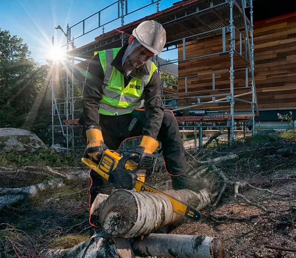 Аккумуляторная цепная пила Dewalt DCM575X1 - 5