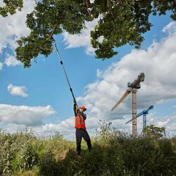 Fierastrau cu lant cu acumulator Dewalt DCMPS567P1 Thumb