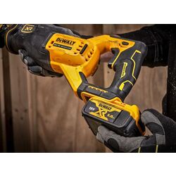 Аккумуляторная сабельная пила Dewalt DCS382NT Solo Thumb