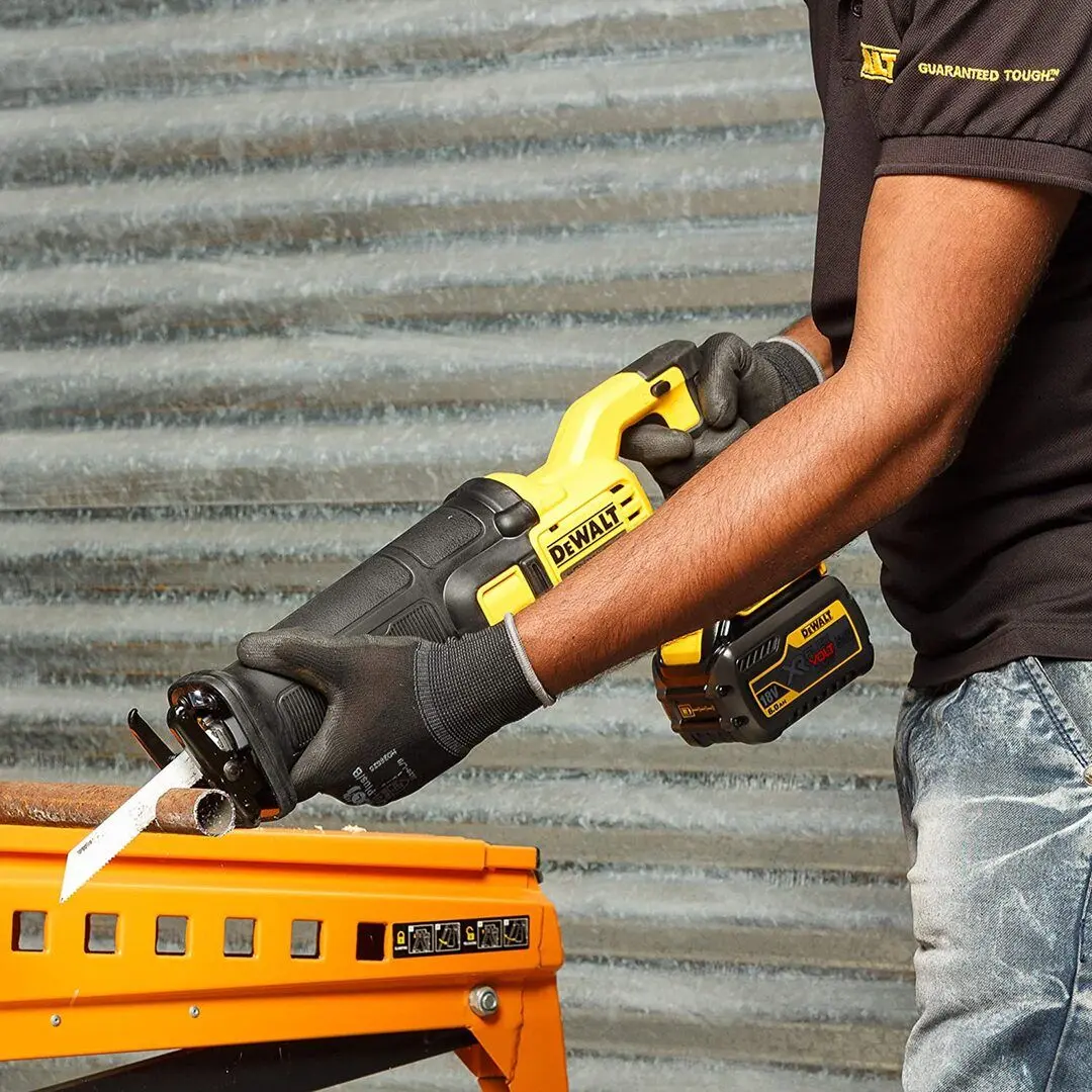 Аккумуляторная сабельная пила Dewalt DCS388T2-QW - 4