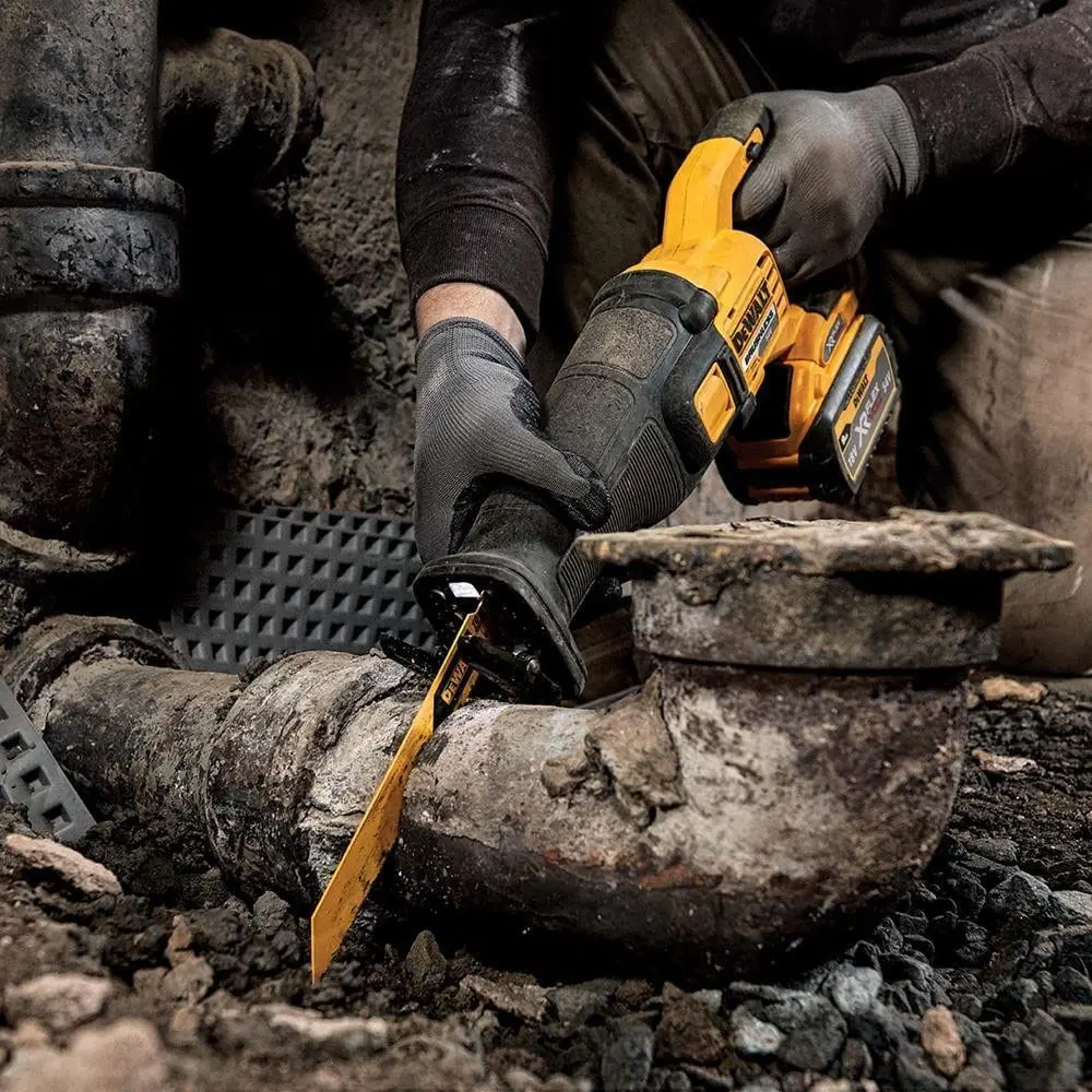 Аккумуляторная сабельная пила Dewalt DCS389X2-QW + DCB547-XJ 9.0Ahx2 + DCB118-QW + DWST1-71195 - 3