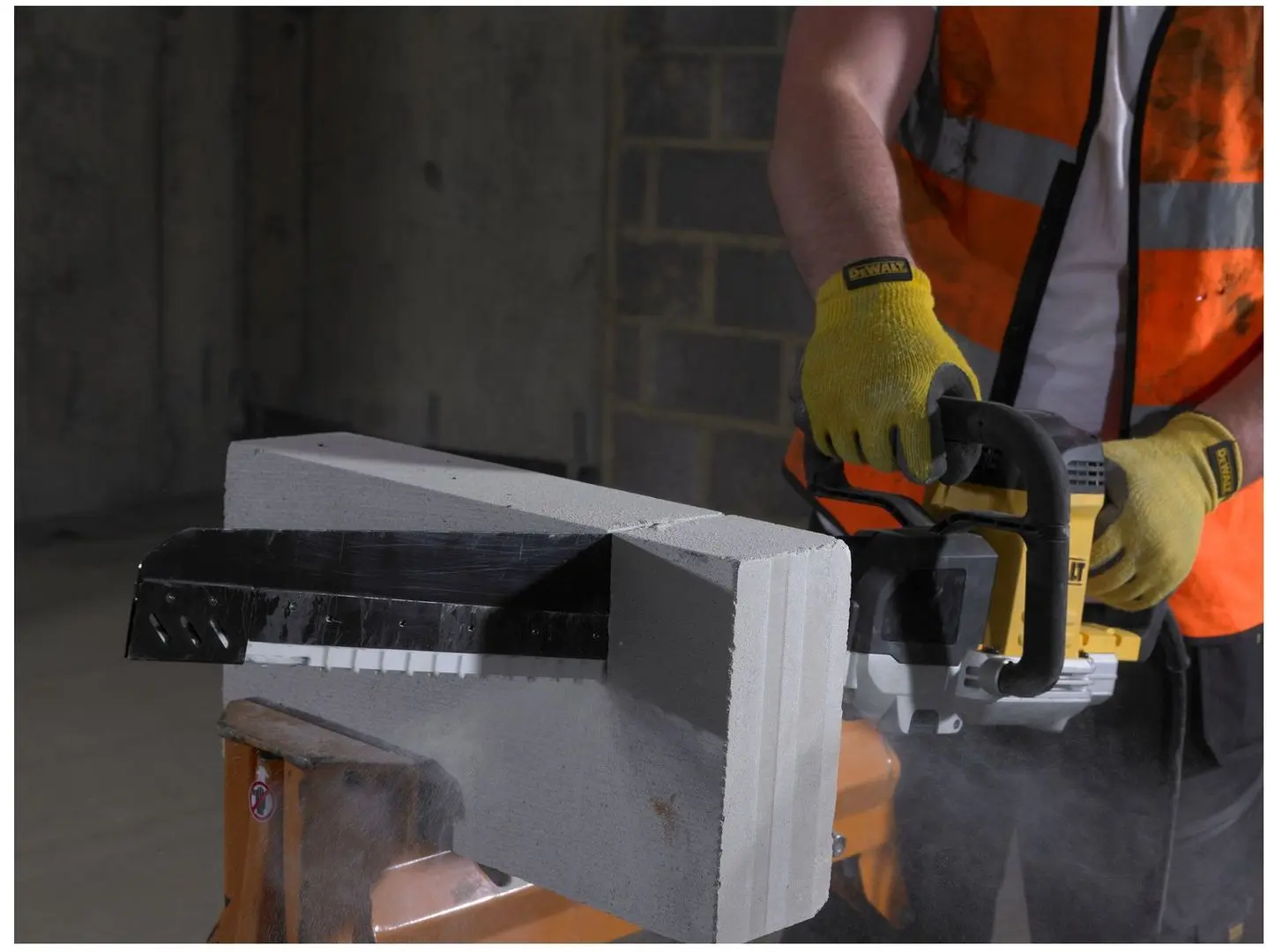 Пила аллигатор Dewalt DW399 - 3