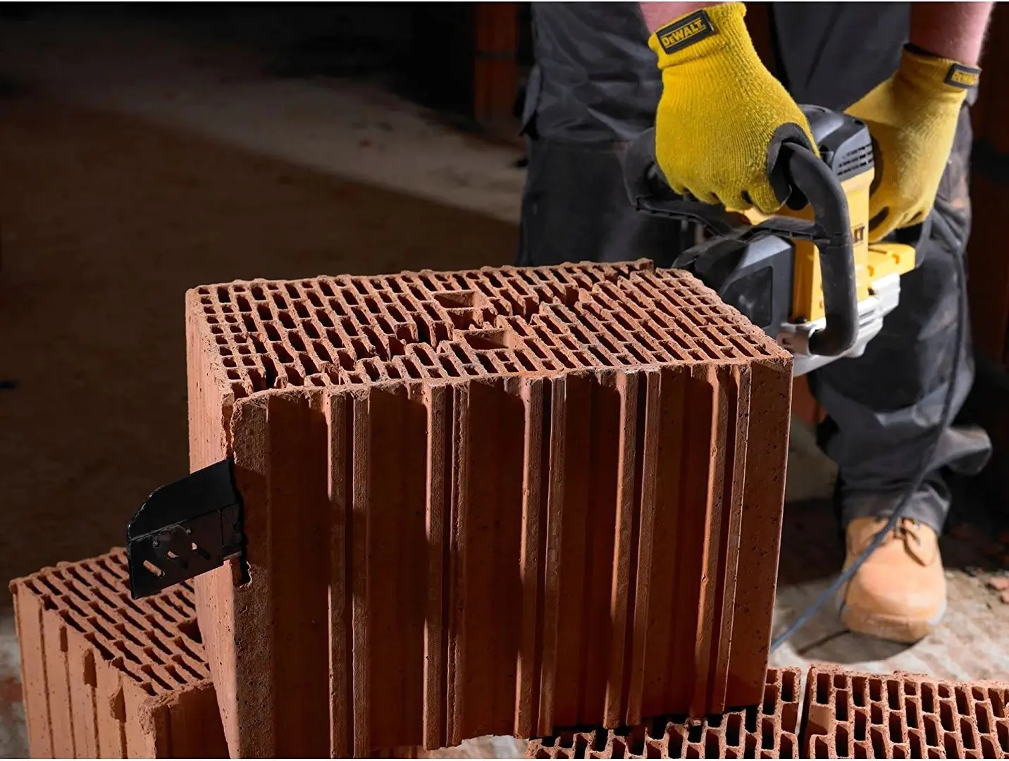 Пила Dewalt Alligator DWE396-QS - 2