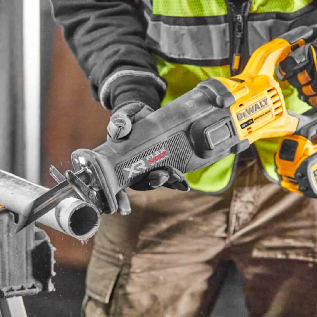 Сабельная пила Dewalt DCS386NT - 6