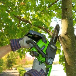 Fierastrau cu lant cu acumulator GreenWorks G24CS25 Set Thumb