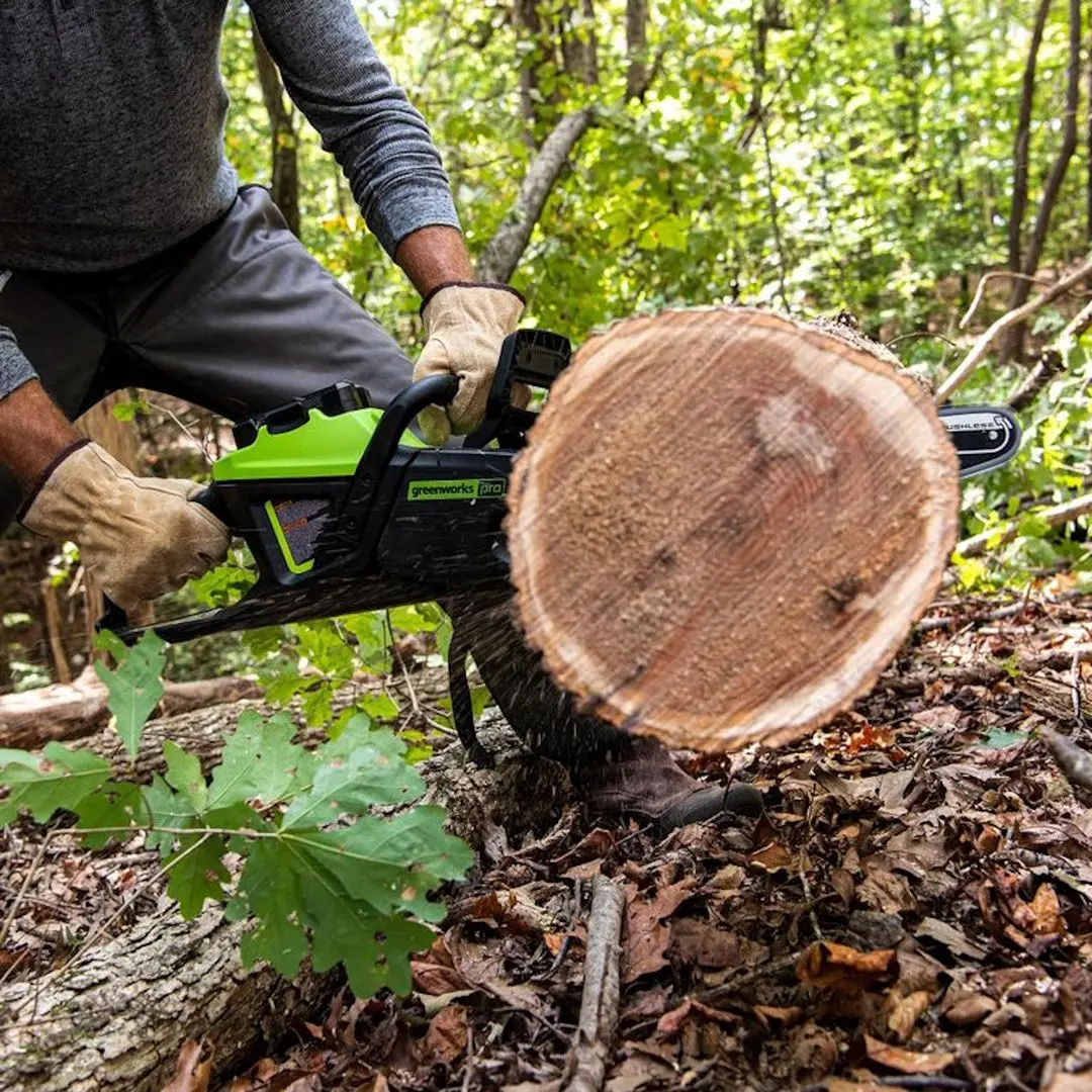 Fierastrau cu lant cu acumulator GreenWorks GD60CS40 60V 2Ah